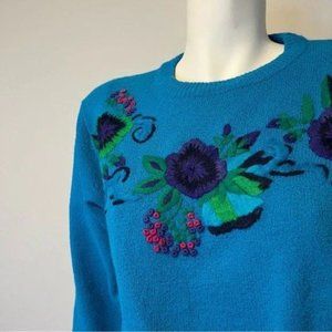 Vintage Cottagecore Hand embroidered Blue Jumper knit sweater size small